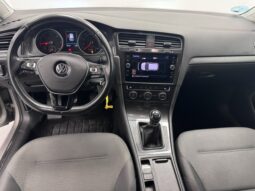 Volkswagen Golf 7.5 1.6TDI Advance lleno