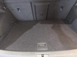 Volkswagen Golf 7.5 1.6TDI Advance lleno