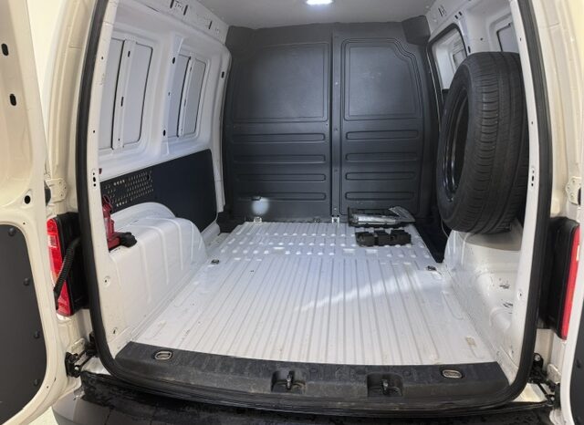 Volkswagen Caddy 2.0TDI Furgon 4×4 lleno